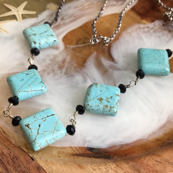 🖤Turquoise & silver necklace - Picture 3 of 10